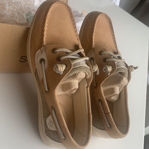 New Sperry songfish linen/oat shoes